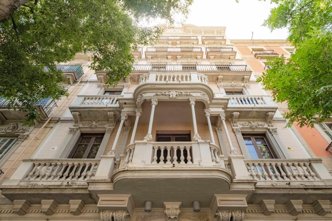 Aspasios Market Balconies Apartments Barcelona Luaran gambar